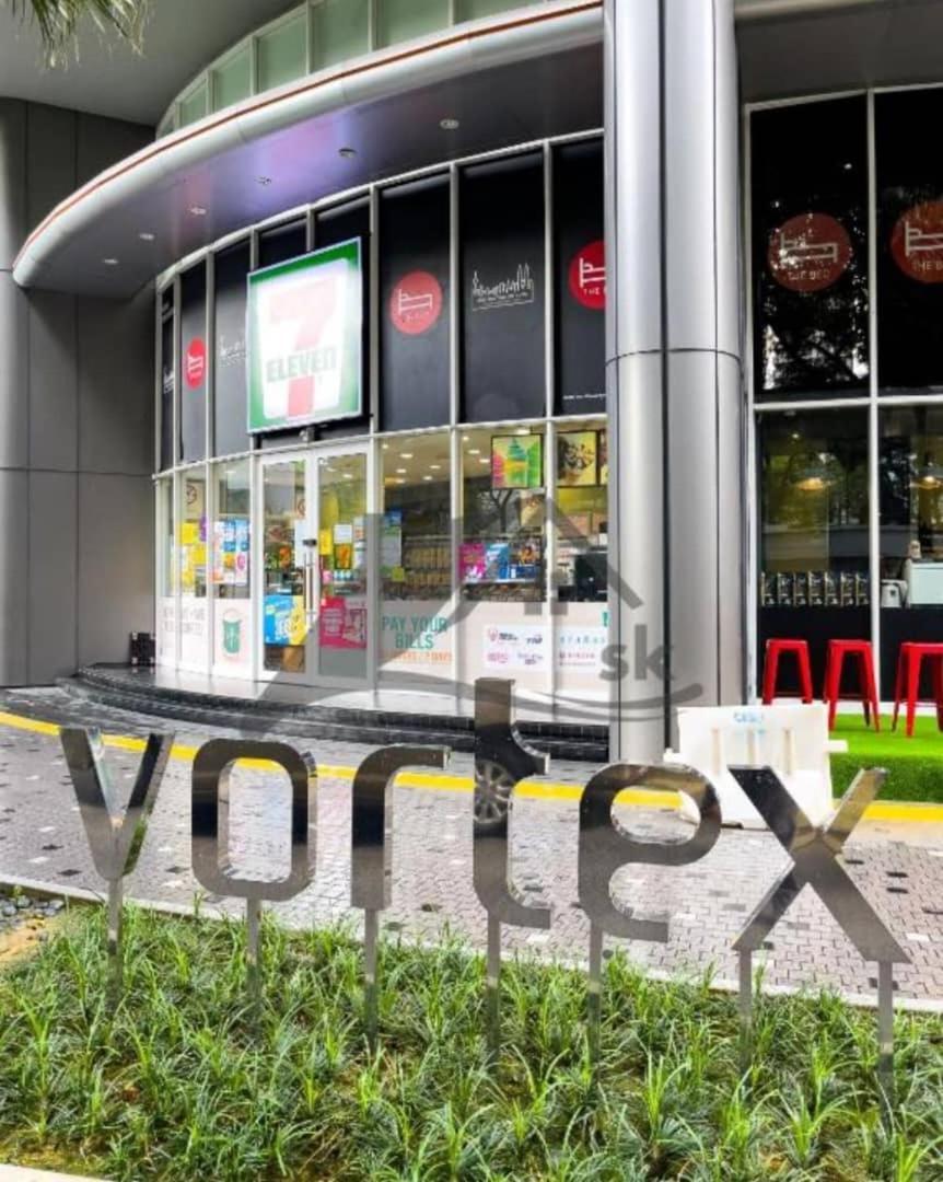 Vortex Klcc By Moonway